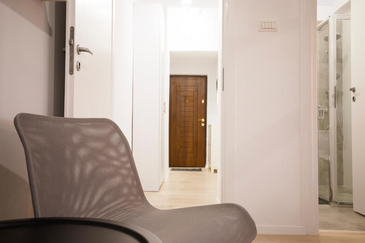 Ideal Studio Bukarest Exterior foto