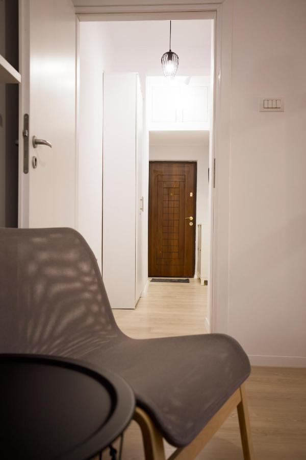 Ideal Studio Bukarest Exterior foto